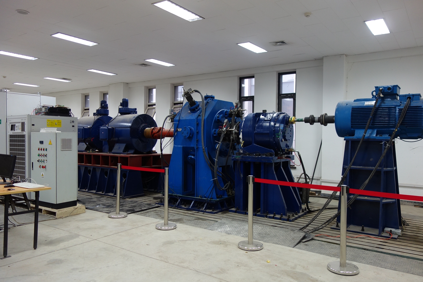 國(guó)家科技支撐計(jì)劃課題“大型風(fēng)電機(jī)組傳動(dòng)鏈測(cè)試技術(shù)研究”通過技術(shù)驗(yàn)收